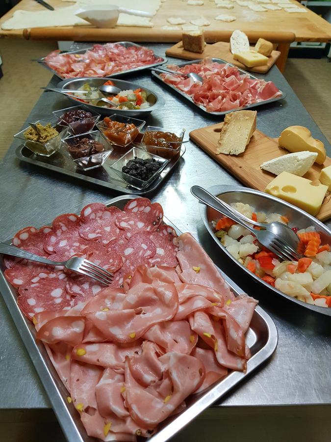 Albergo Ristorante Poli Madonna di Fornelli Экстерьер фото